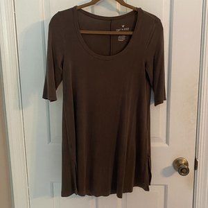 American Eagle Grey Top